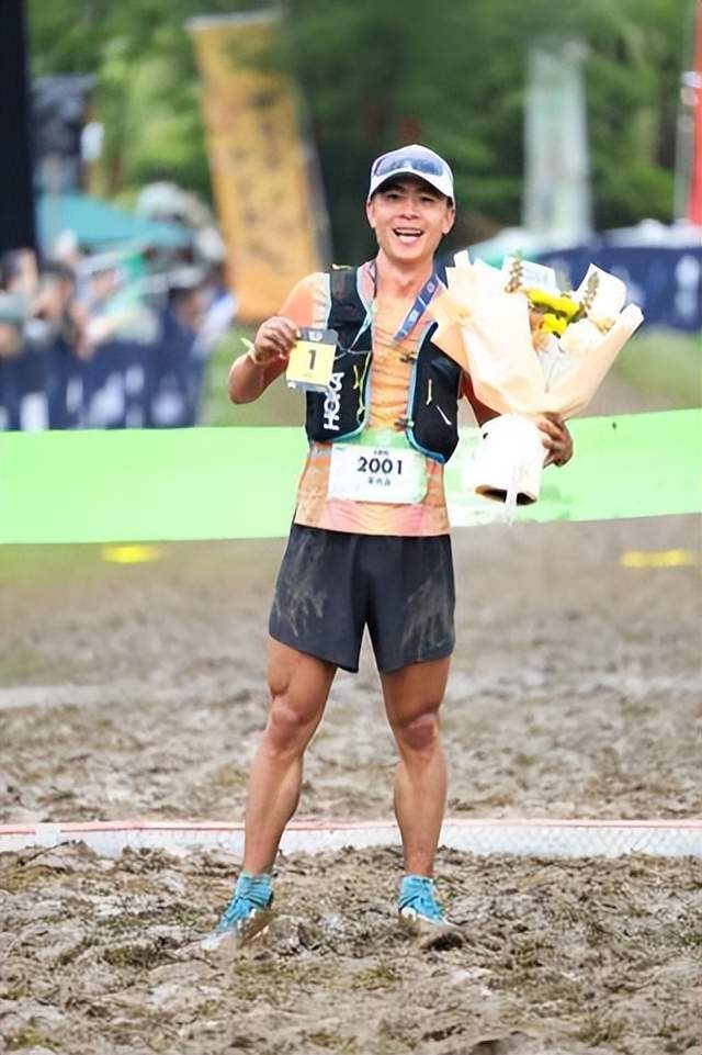 开云娱乐-山野共融HOKA陪伴跑者共越莫干山之巅，于赛道共筑间传递山野文化